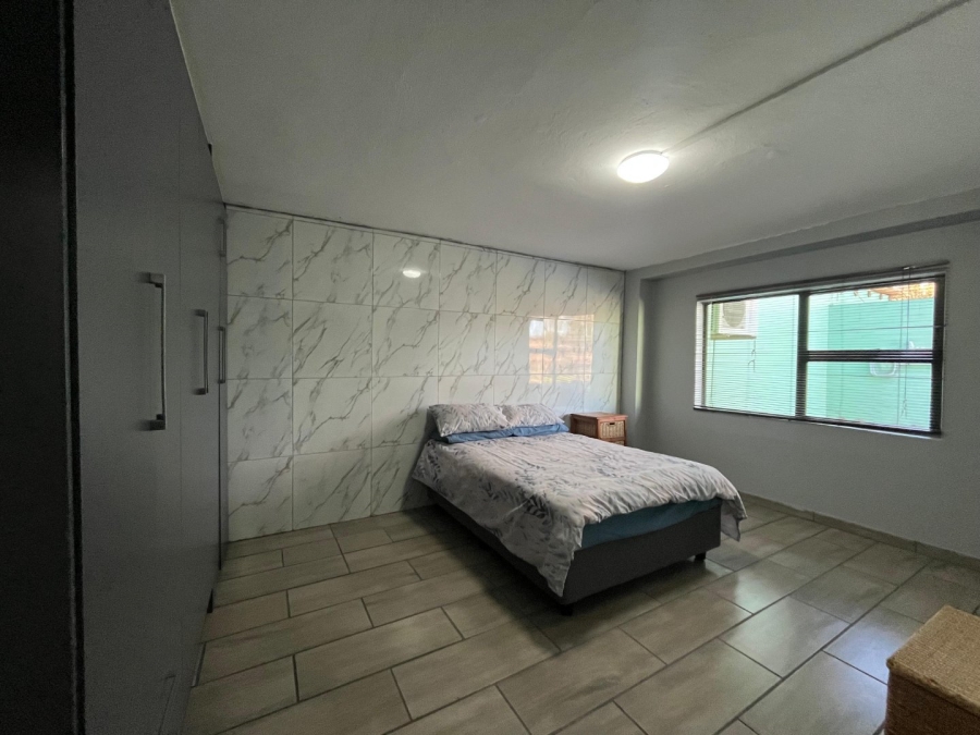 4 Bedroom Property for Sale in Lindequesdrif North West